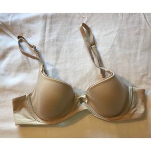 Victoria’s Secret “Body by Victoria Lined Demi”